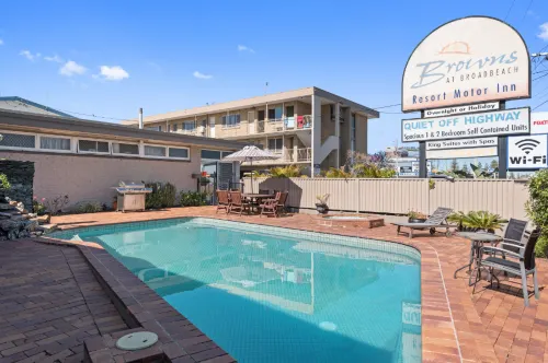 Browns Broadbeach فنادق في Mermaid Beach