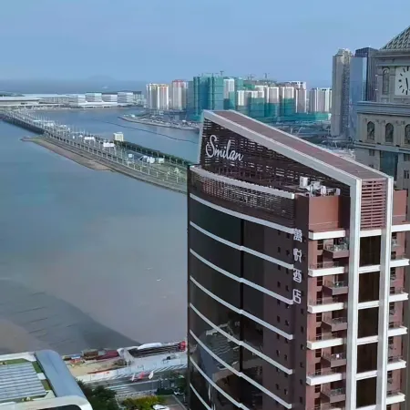 Similan Hotel Zhuhai(Gongbei Port High speed Railway Station) Отели рядом с достопримечательностью «Пограничный переход Gongbei»
