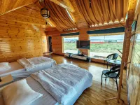 Hubian Xiaozhen Homestay