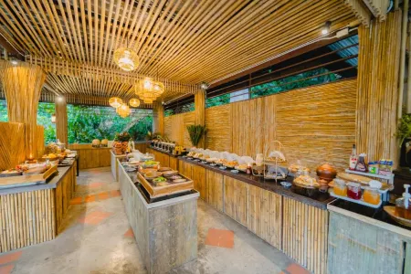 Railay Phutawan Resort Отели рядом с достопримечательностью «Рейли-Бич»