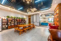 Huayi selection Hotel (Tianjin Renmin West Road store) - Mountain view