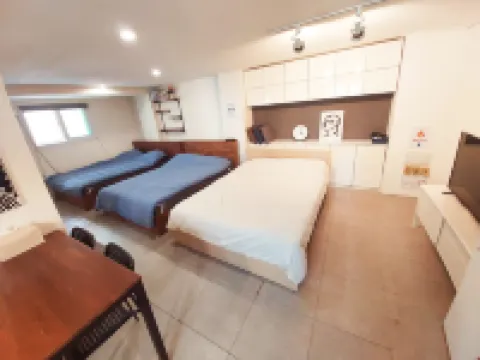 Blue Boat Hostel Myeongdong