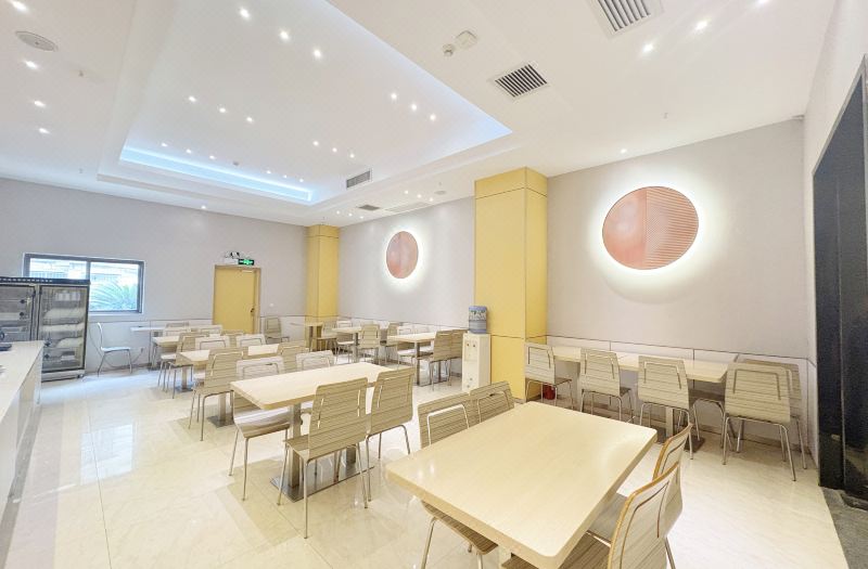 City Comfort Inn Hotel (Kunming Shuangqiao Night Market Style Street Guomao Road Branch) photo 4