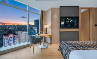 ALLIA Platinum Hotel (Chongqing Yangjiaping Metro Station Branch)