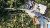 Ru Jia Yi He Yu Shan Villa Hotel (Huayin Huashan Scenic Area Branch) - parking