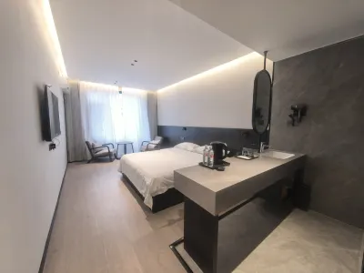 99inn (Zhumadian Automobile Passenger Transport Center Xuesong Avenue) Hotel a Zhumadian