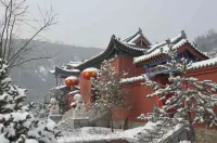 Chaoyun Hotel (Taiyuan The Mix Store) - วิวภูเขา