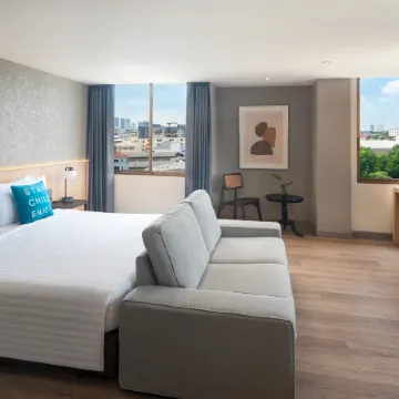 Cross Vibe Bangkok Srinakarin Отели рядом с достопримечательностью «Торговый центр Seacon Square»