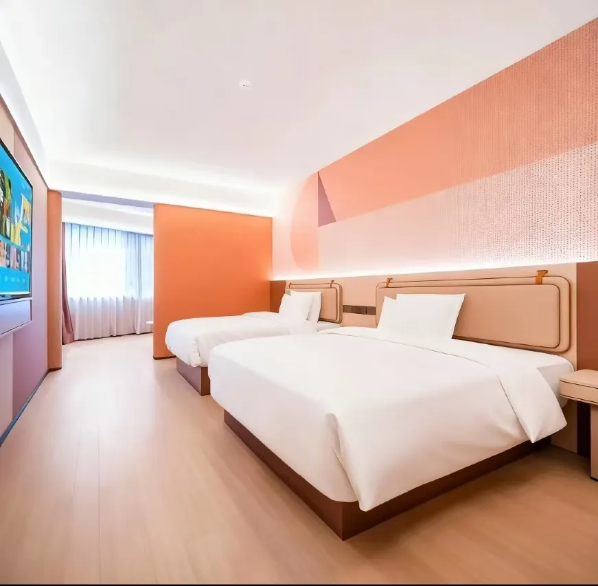 Deluxe 2-bed Room with two single beds at Orange Hotel Zhuhai