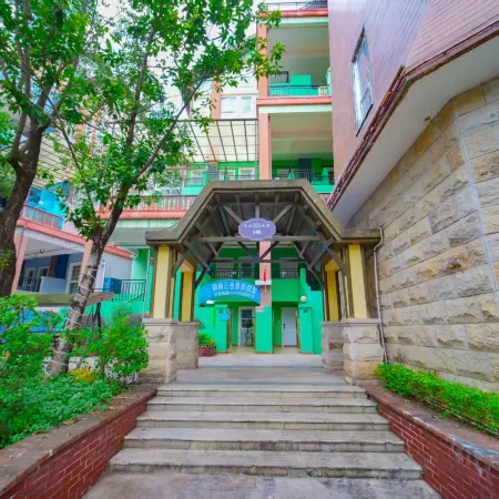 Tongqi Yunshe Holiday Villa (Heyuan Bavarian Manor Branch)