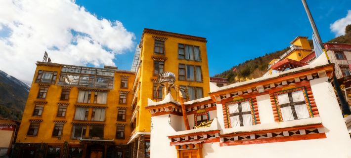 Kawala Hotel (Kangding Love Song Square National Highway G318) Hotels in Kangding