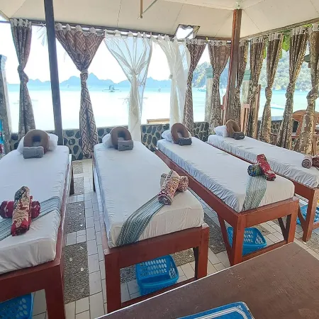 Morning Walsh Resort El Nido