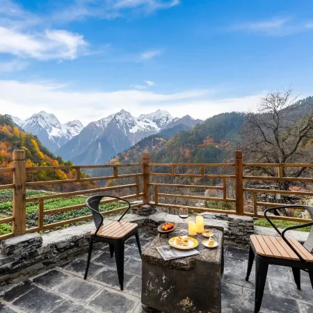 Lixian Guergou · Realm · Encounter Snow Mountain Resort