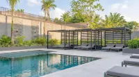 Accra Luxury Apartments at The Bantree - Pools