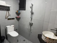 Weina Hotel - Mountain view