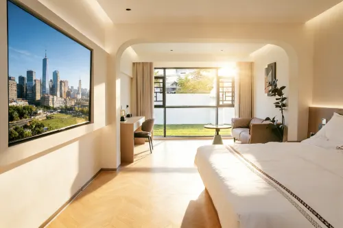 雲漫ホテル（西双版納勐臘星光夜市）