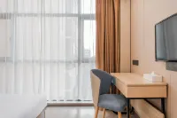 Home Inn Pebble Hotel (Yangzhou University - Slender West Lake Scenic Area Branch) - 2-نجوم