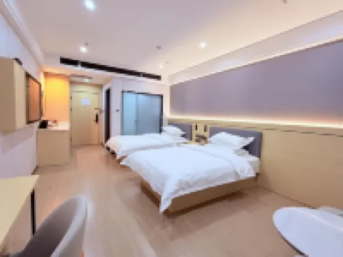 Xintianhe Grand Hotel (Yanqi Stadium) Hotels in Yanqi