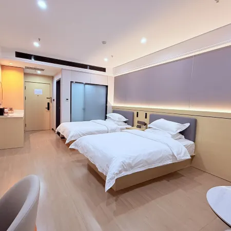 Xintianhe Grand Hotel (Yanqi Stadium)