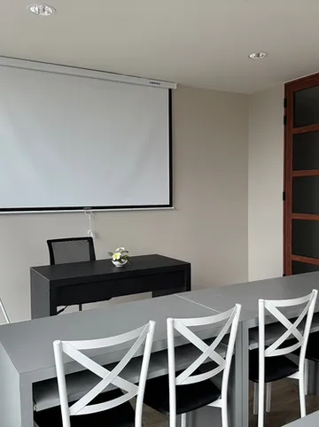 รูปภาพของบันดารี่ ริชชี่ (Bhundaree Richy)