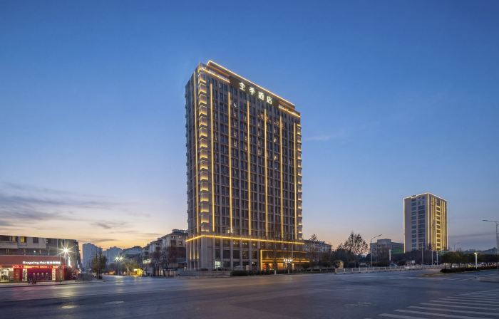 JI HOTEL