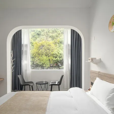 Cunyu · Lisu Homestay (Yangshuo West Street Lijiang)