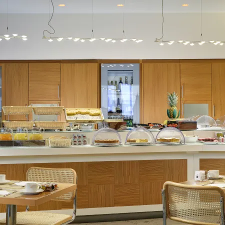 UNA Hotels Mediterraneo Milano Отели рядом с достопримечательностью «Порта-Виттория»