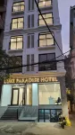 Luxe Paradise Suites Doi Can Hotels near Ba Dinh