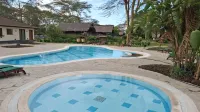 Sweetwaters Serena Camp - Pools