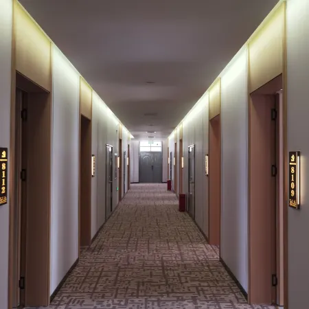 Kuitun Xuezhiyuan Business Hotel