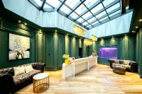 Long-term residence at Keguan Hotel (Yutian Airport Lop Nur Secret Grilling Restaurant, Urumqi) - Ramah Hewan Peliharaan