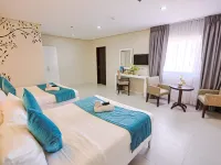 ฮอลิเดย์ สวีทส์ ธุรกิจ (Empire Suites Hotel) โรงแรมในปาลาวัน