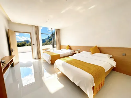Zhenxi Mountain Lodge