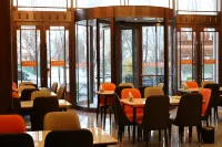 Vienna Hotel (Dachaidan)