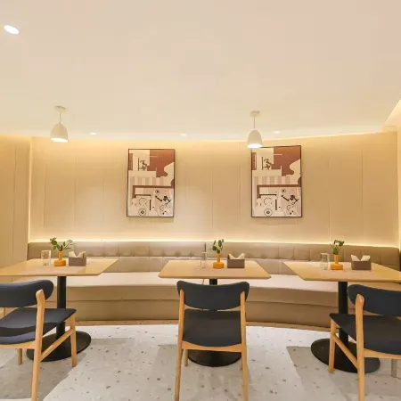 Homeinn Selected Hotel (Yanji Department Store Jiefang Road Pedestrian Street)