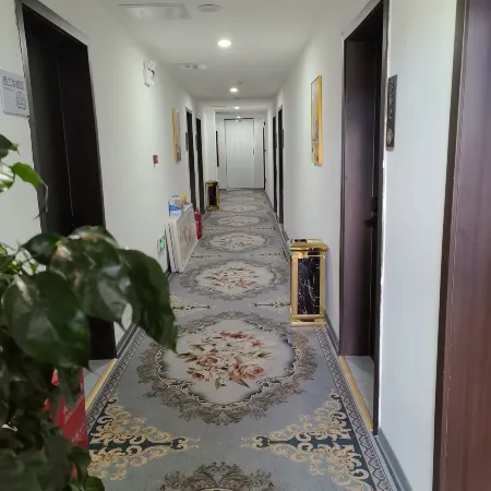 Qinyue Hotel