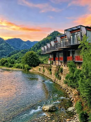 Mosu · Hongcun Xiangju | Mountain & Stream Rustic-Luxury Garden Stay (Three Trees Scenic Area) - Homestays