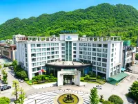 Wanlvcheng Perenc Hotel - Gym