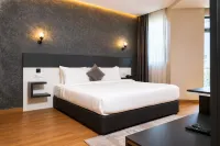 Shitaye Suite Hotel - พร้อมระเบียง