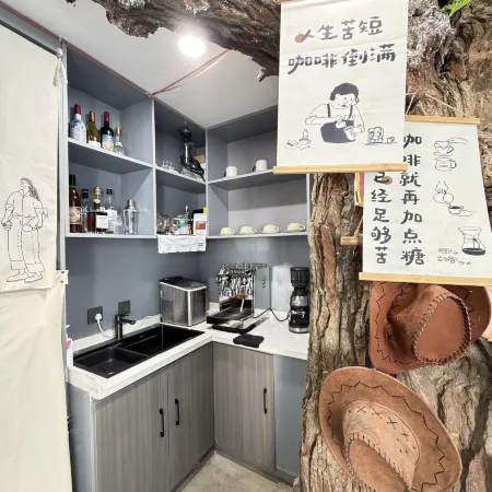 123 youth hostel