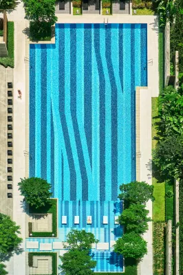 Hilton Shenzhen World Exhibition & Convention Center（Qianhai Snow World Store) Hotels in Shenzhen