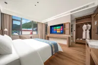 Muya Zangzhai Grand Hotel - Parking