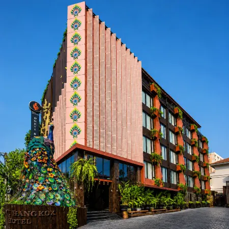Dhevi Bangkok Hotel Отели рядом с достопримечательностью «Ват Джао Ам»