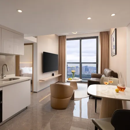 Yunweiting Serviced Apartment (Nanyue Metro Station, Shenzhen)