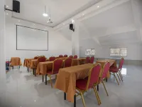Anshun Shengyi Hot Spring Hotel (Anshunxi Railway Station Colorful Vientiane Tourism City) - Kuumat lähteet