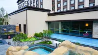 Home2 Suites by Hilton Changbaishan Hot Spring - 5 tähden