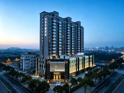 Kyriad Hotel (Tengzhou Xinxing North Road Wuyue Plaza) - parkir