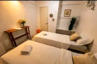 Ani Marie Guest House - Guest houses