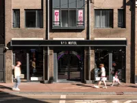 NYX Hotel Amsterdam Rembrandt Square Hoteles cerca de Museo Van Loon