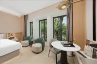 LN Hotel FIVE Jiangmen (Dizhong Road Changdi Historical and Cultural District) - 4 stjerner